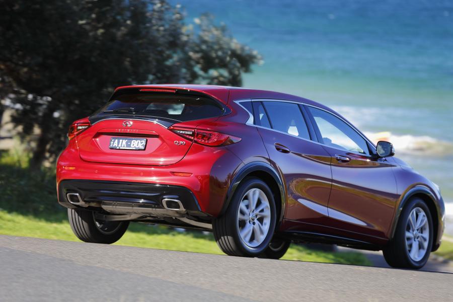  Infiniti Q30 1.6t 2016 года  (AU) (фото 20 из 22)